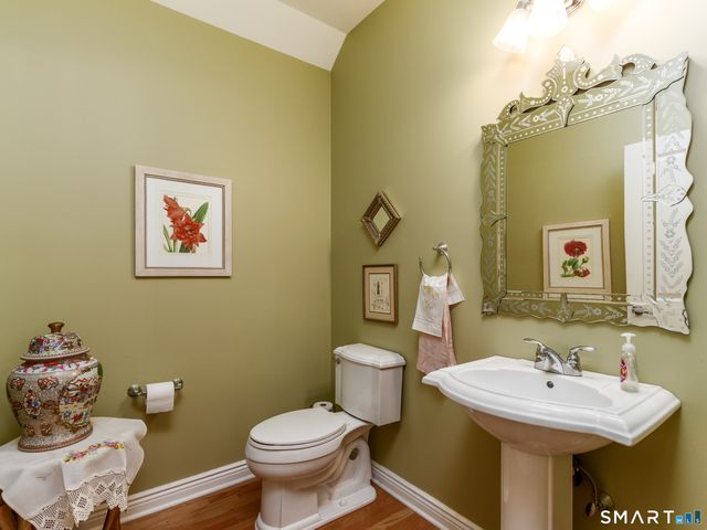 101 Sunrise Hill Circle 101, Orange, CT 06477