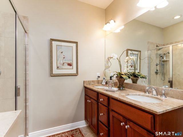 101 Sunrise Hill Circle 101, Orange, CT 06477