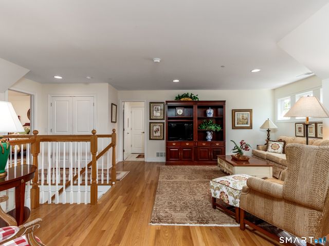 101 Sunrise Hill Circle 101, Orange, CT 06477