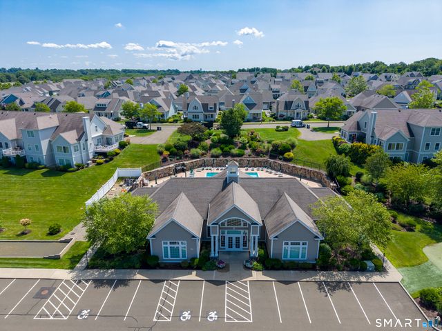 101 Sunrise Hill Circle 101, Orange, CT 06477
