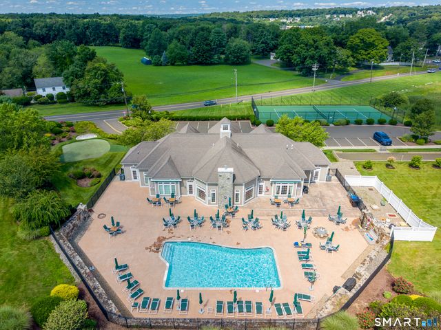 101 Sunrise Hill Circle 101, Orange, CT 06477