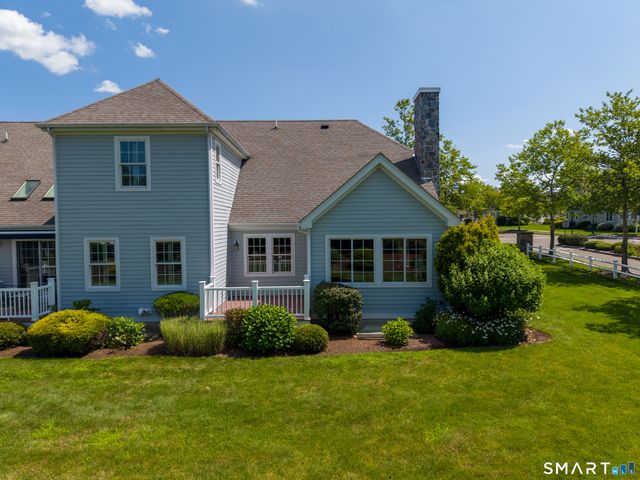 101 Sunrise Hill Circle 101, Orange, CT 06477