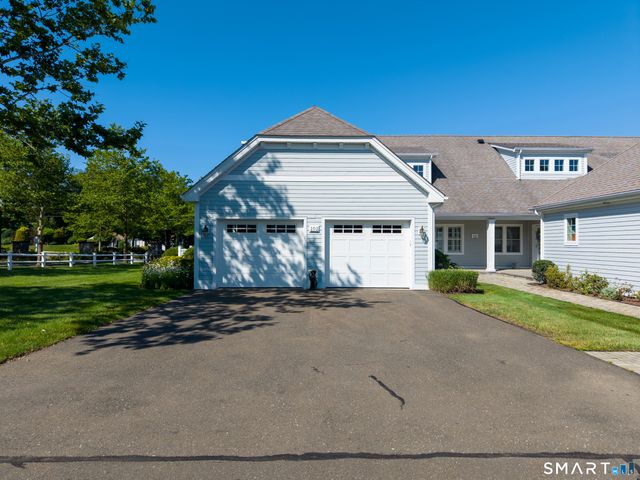 101 Sunrise Hill Circle 101, Orange, CT 06477