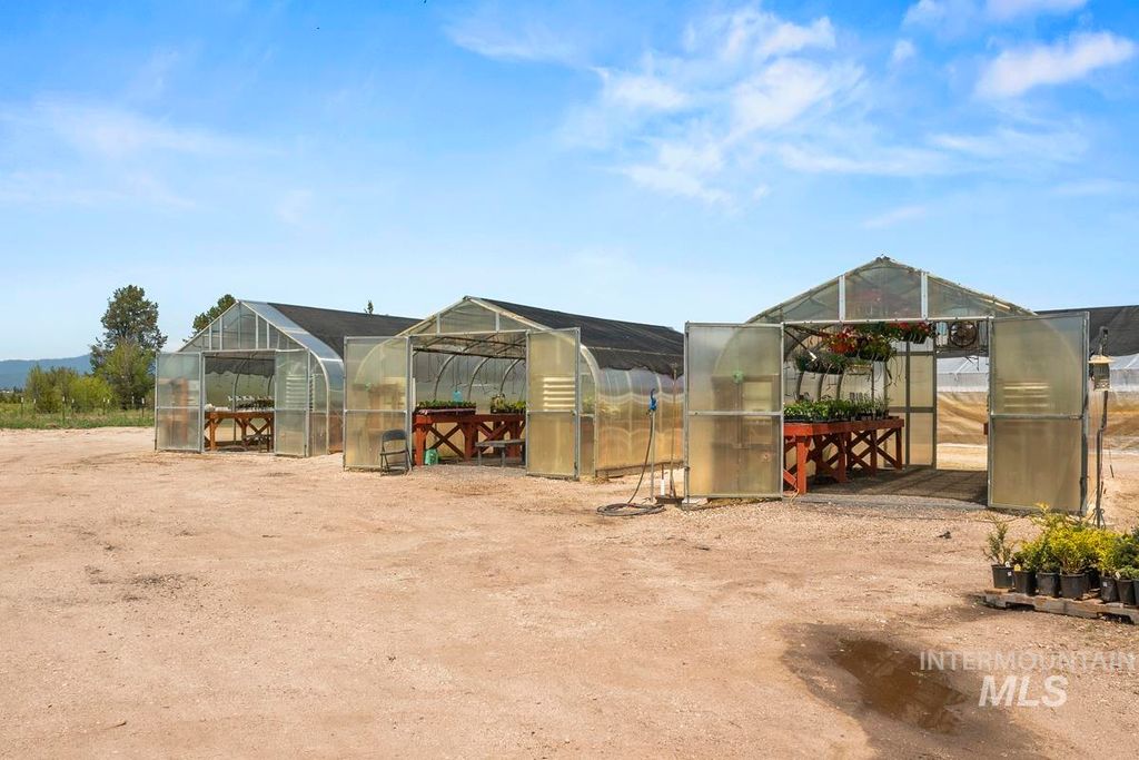 12 Alpha Lane, Cascade, ID 83611 photo 6