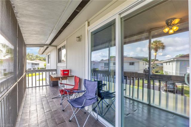 3284 Royal Canadian TRCE 4, Fort Myers, FL 33907