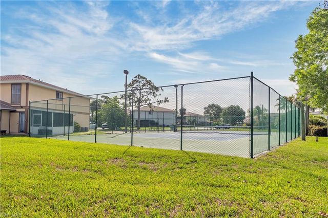 3284 Royal Canadian TRCE 4, Fort Myers, FL 33907