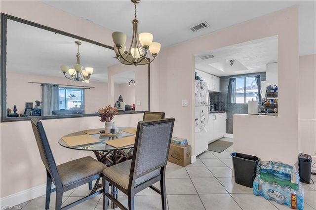 3284 Royal Canadian TRCE 4, Fort Myers, FL 33907