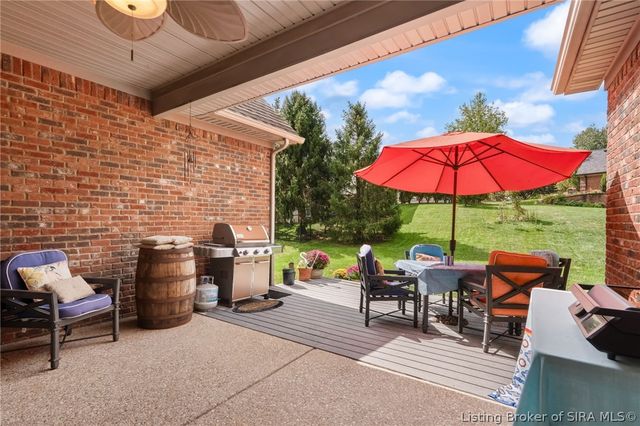 12401 Greenbriar Boulevard, Sellersburg, IN 47172
