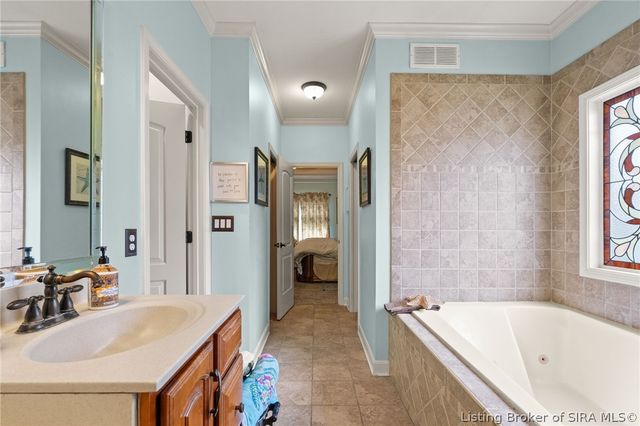 12401 Greenbriar Boulevard, Sellersburg, IN 47172