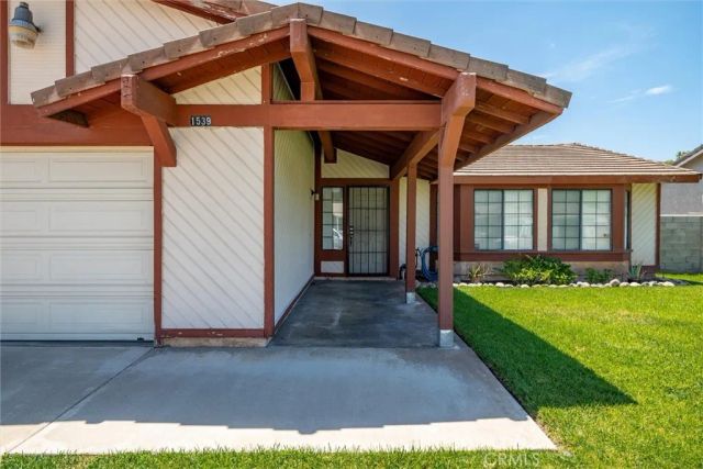 1539 Teton, San Bernardino, CA 92407