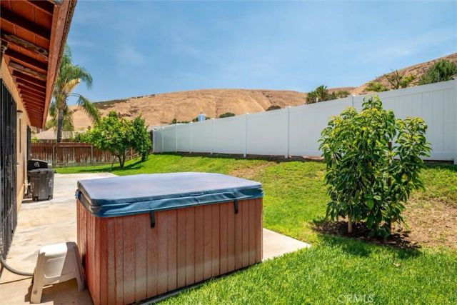 1539 Teton, San Bernardino, CA 92407