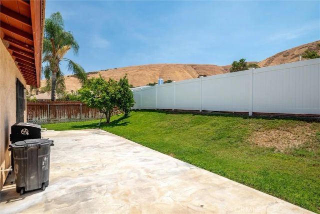 1539 Teton, San Bernardino, CA 92407