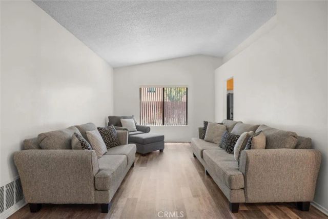 1539 Teton, San Bernardino, CA 92407