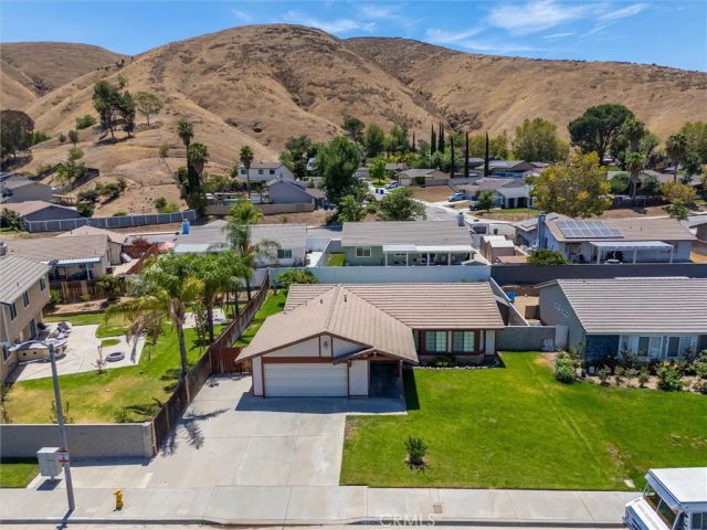 1539 Teton, San Bernardino, CA 92407