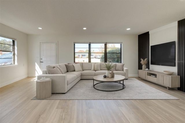 2508 W OAK STREET, Kissimmee, FL 34741