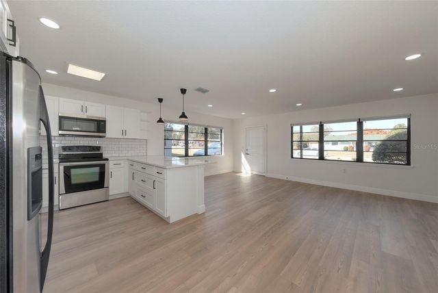 2508 W OAK STREET, Kissimmee, FL 34741