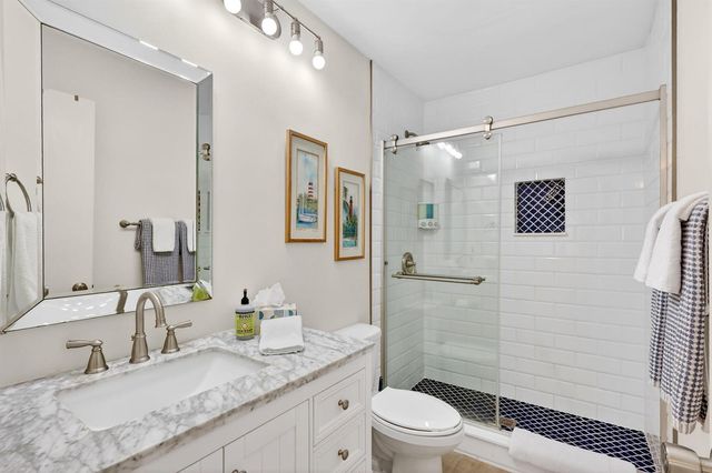 227 Club Drive, Palm Beach Gardens, FL 33418