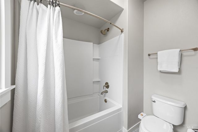 4775 S Spotted Horse Ave, Boise, ID 83716