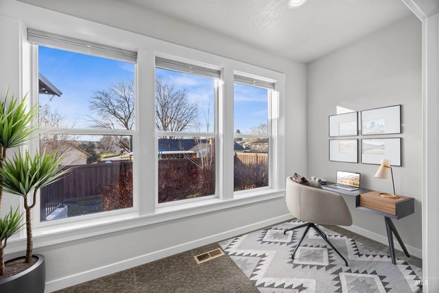 4775 S Spotted Horse Ave, Boise, ID 83716