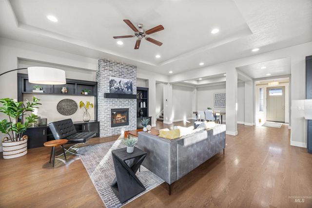 4775 S Spotted Horse Ave, Boise, ID 83716