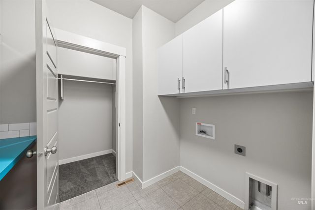 4775 S Spotted Horse Ave, Boise, ID 83716