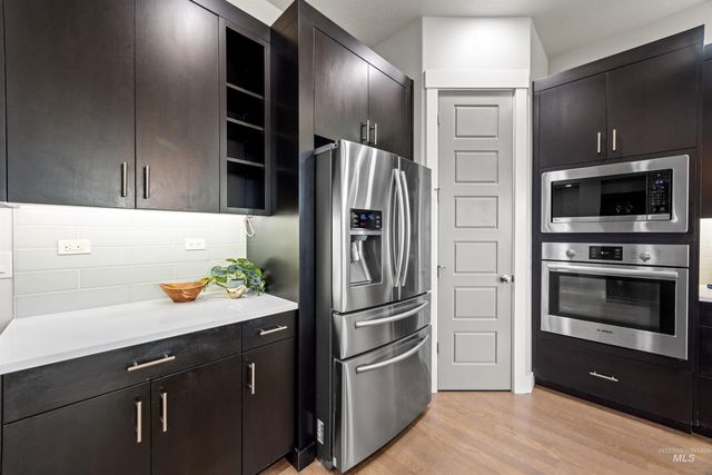 4775 S Spotted Horse Ave, Boise, ID 83716