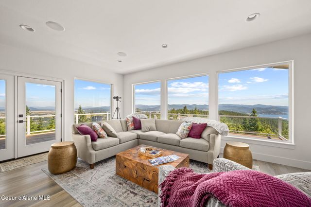 1175 S Reynolds RD, Coeur D'alene, ID 83814