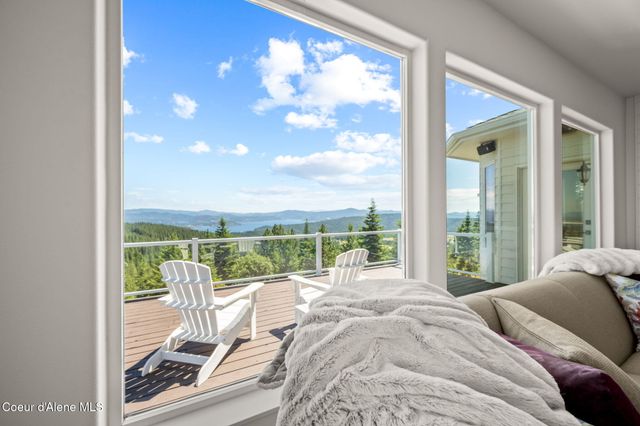 1175 S Reynolds RD, Coeur D'alene, ID 83814