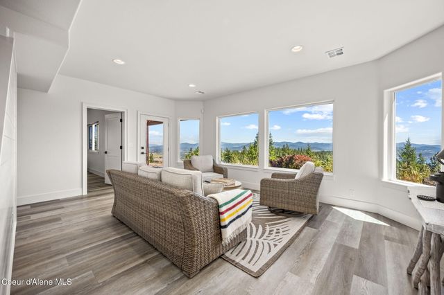 1175 S Reynolds RD, Coeur D'alene, ID 83814