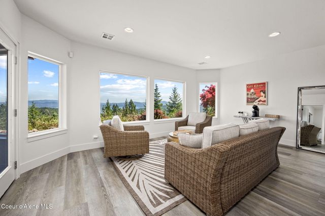 1175 S Reynolds RD, Coeur D'alene, ID 83814