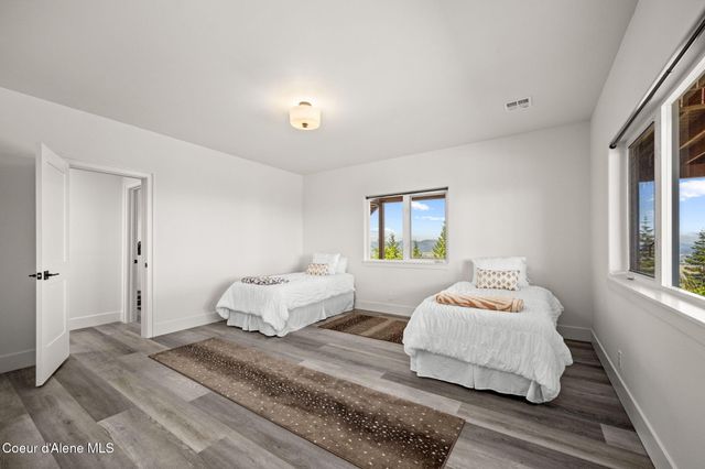1175 S Reynolds RD, Coeur D'alene, ID 83814