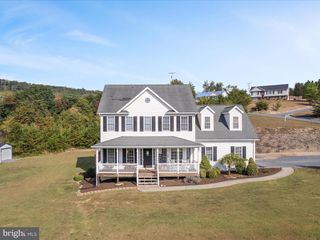 15 SCENIC DR, Capon Bridge, WV 26711