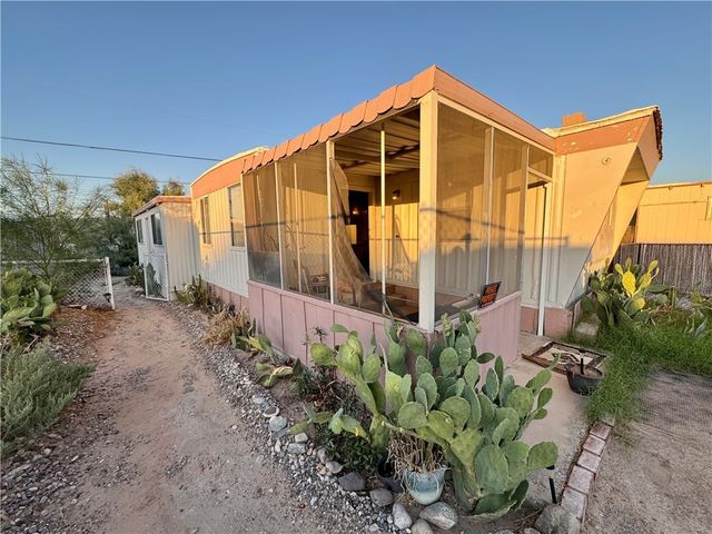 745 Swan Drive, Bullhead City, AZ 86442