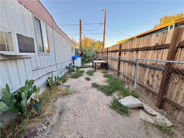 745 Swan Drive, Bullhead City, AZ 86442