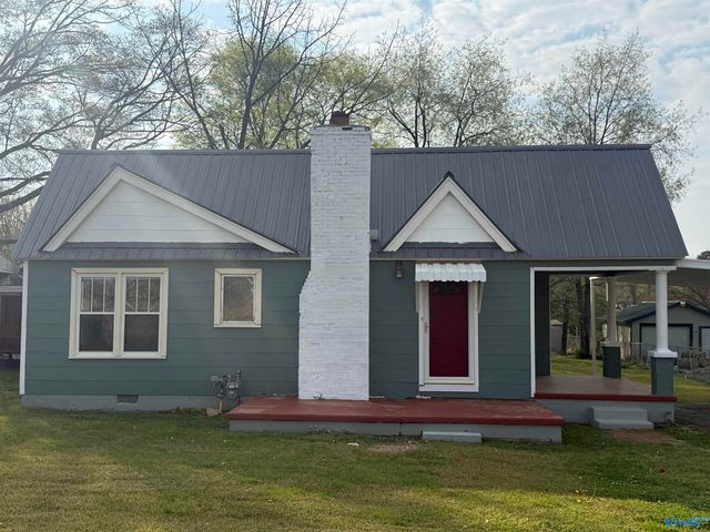 2302 Andrew Jackson Way, Huntsville, AL 35811