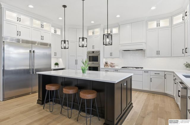 12357 Cooper Street, Papillion, NE 68046