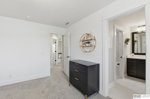 12357 Cooper Street, Papillion, NE 68046