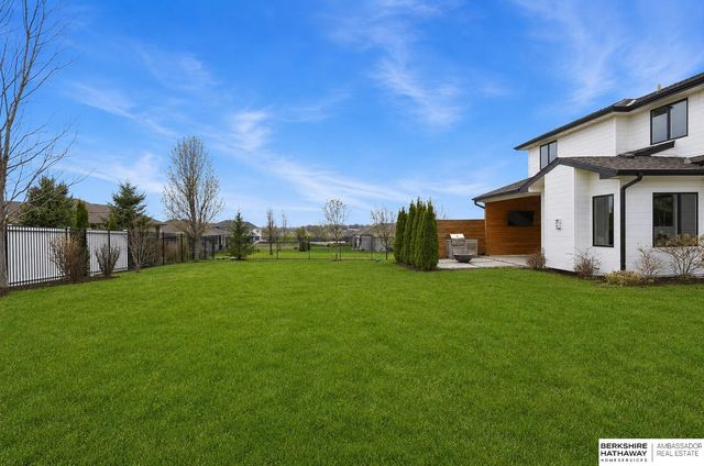 12357 Cooper Street, Papillion, NE 68046