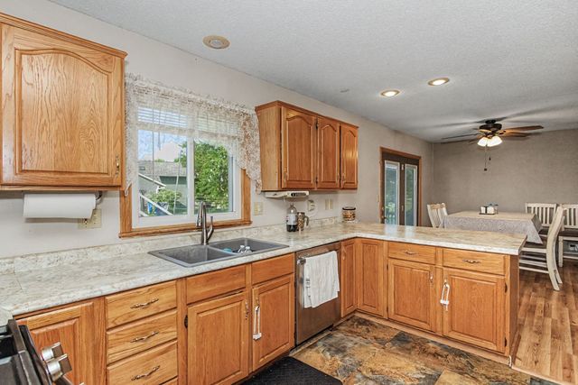 209 Rothmoor Drive, Gilbert, IA 50105