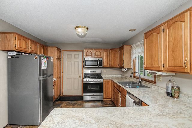 209 Rothmoor Drive, Gilbert, IA 50105