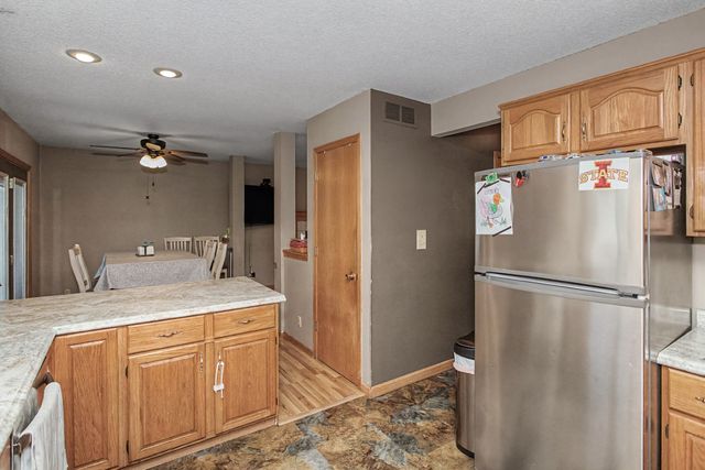 209 Rothmoor Drive, Gilbert, IA 50105