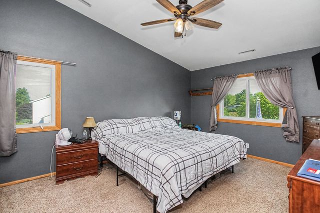 209 Rothmoor Drive, Gilbert, IA 50105