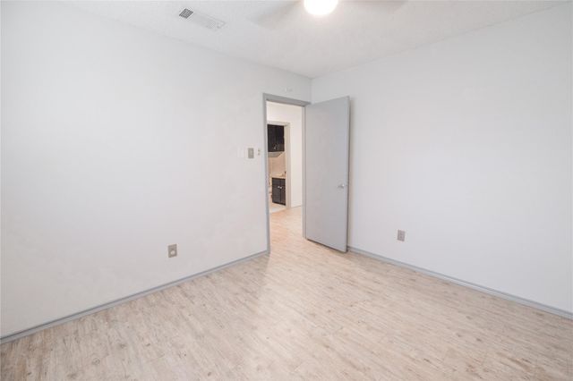 3636 Dexter Avenue 3632, Fort Worth, TX 76107