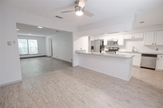 3636 Dexter Avenue 3632, Fort Worth, TX 76107