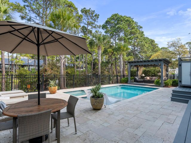 499 Lakeview Drive, Santa Rosa Beach, FL 32459