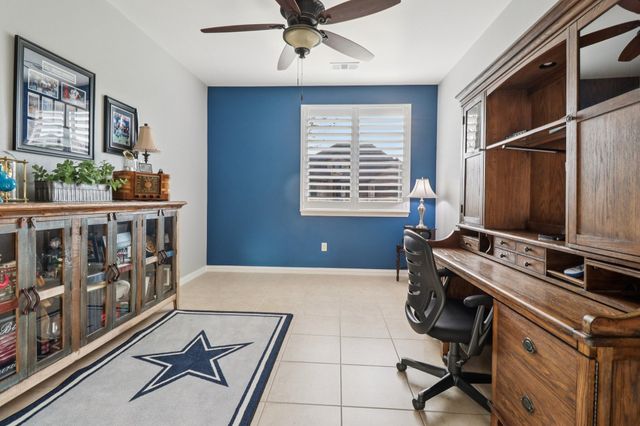 9813 lindenwood Trail, Denton, TX 76207