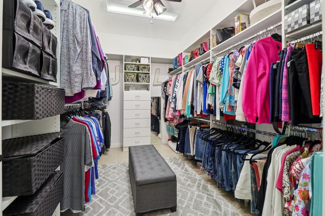 9813 lindenwood Trail, Denton, TX 76207