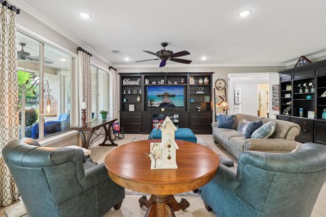 9813 lindenwood Trail, Denton, TX 76207