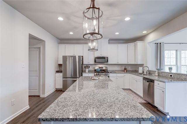 7761 Sedge Dr, New Kent, VA 23124