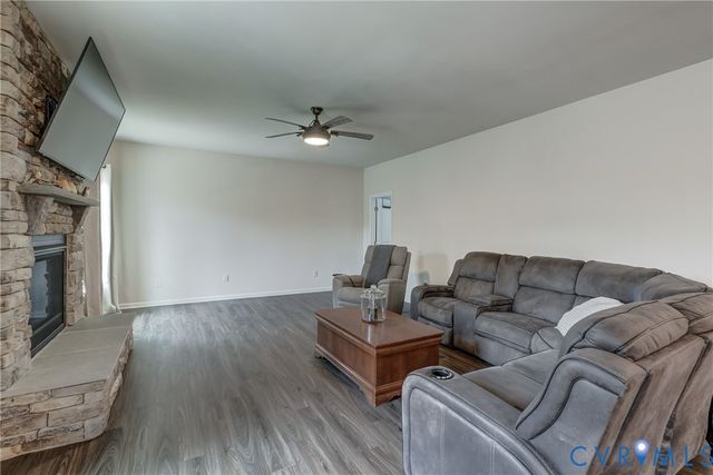 7761 Sedge Dr, New Kent, VA 23124